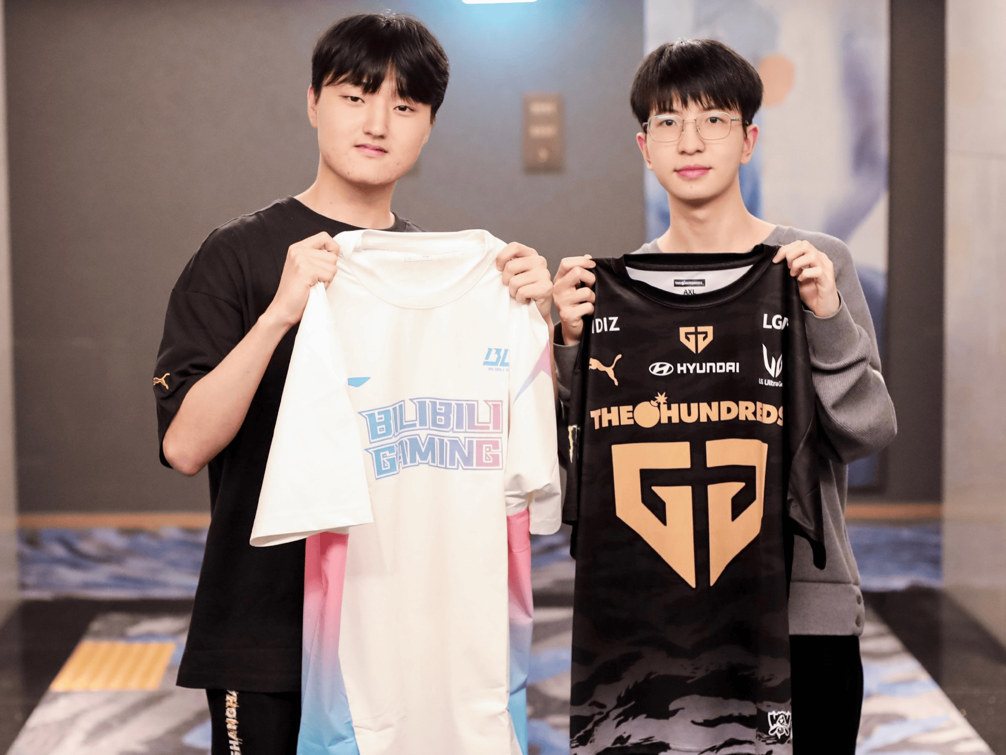 FNC翻盘TL,Crisp操刀奇招英雄翻盘顶尖较量小组赛,引爆全场热议 FNC翻盘TL,Crisp操刀奇招英雄翻盘顶尖较量小组赛,引爆全场热议