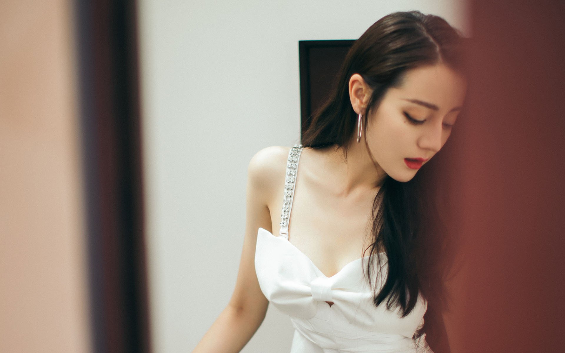 荷兰队妙手换国籍,韩国球员金玟哉如何成为欧洲杯关键先生?