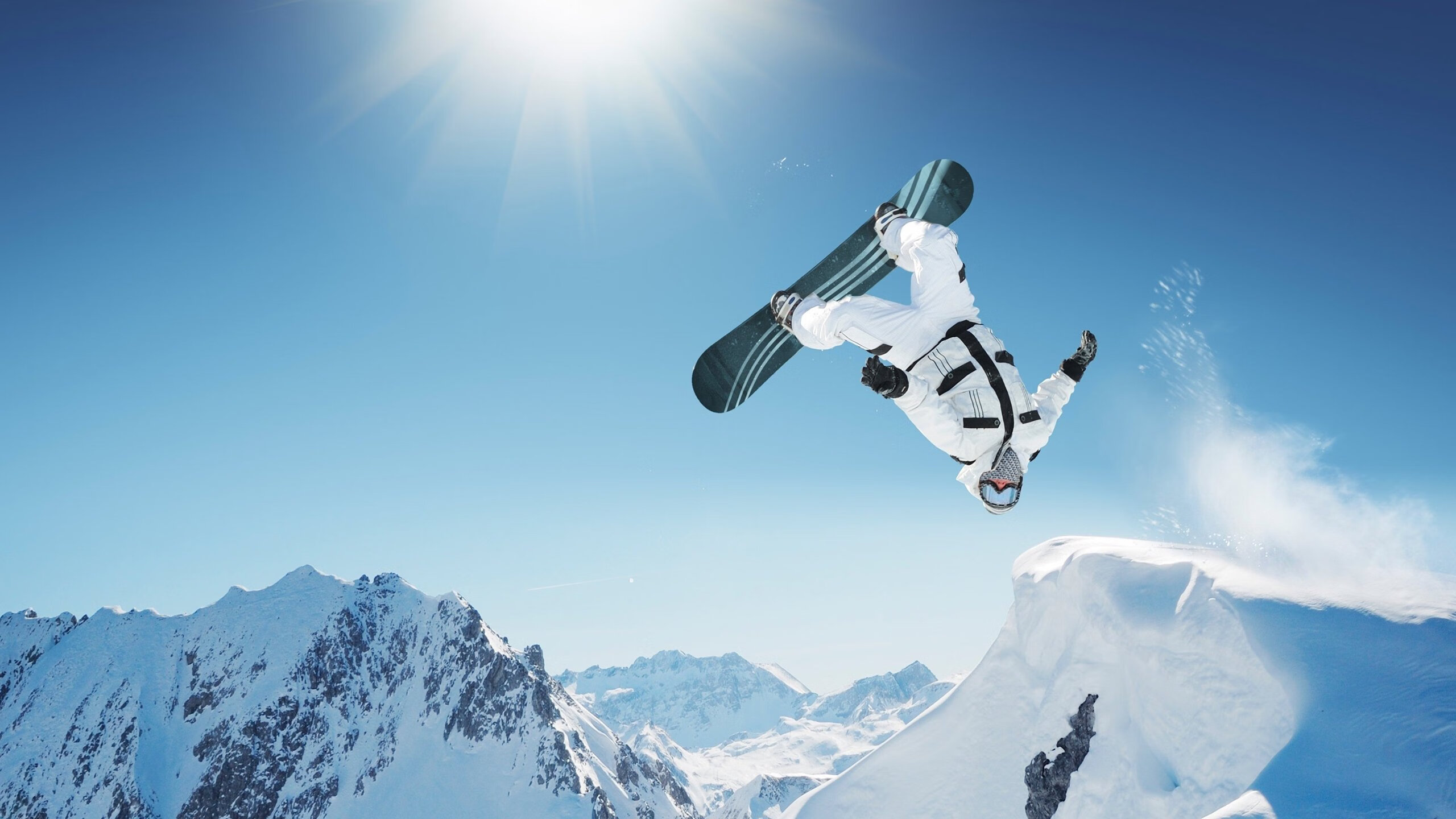 双线爆发！牙买加闪电冲垮雷恩，拉什福德德甲争冠战上演接管艺术