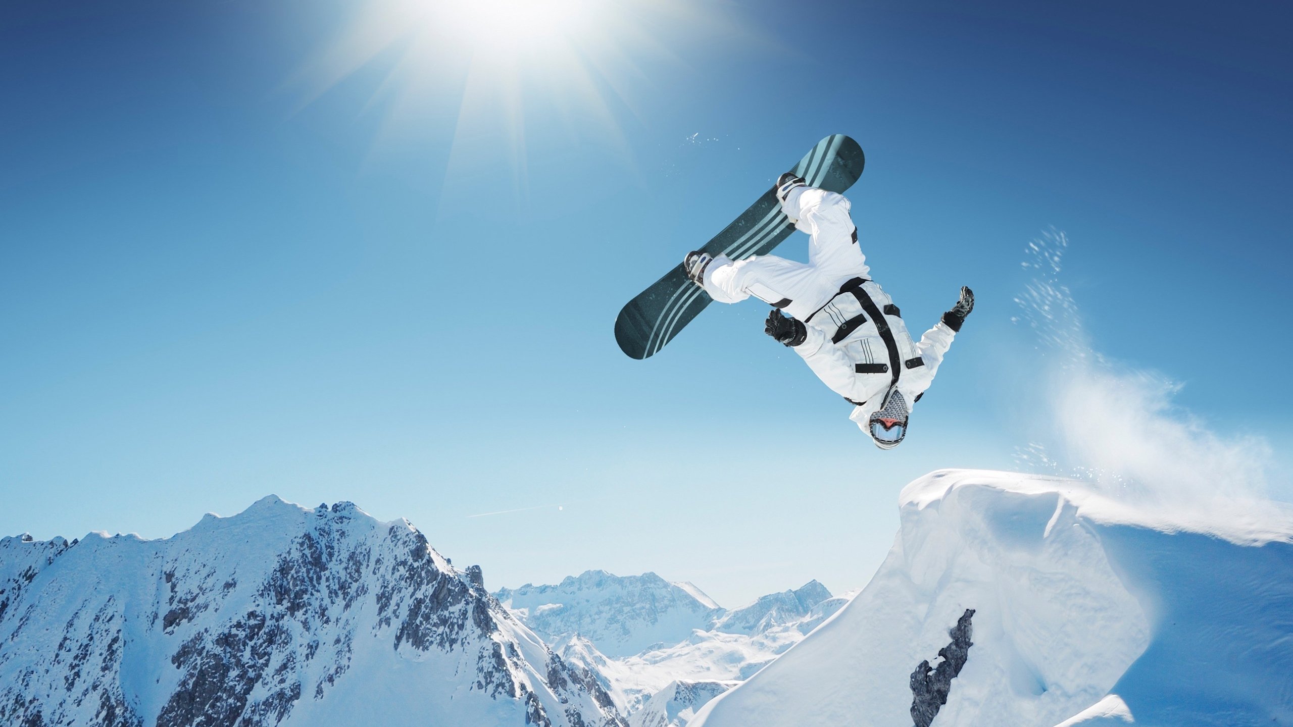 蓝衣军团王者归来,范戴克一剑封喉,意大利加冕世界之巅